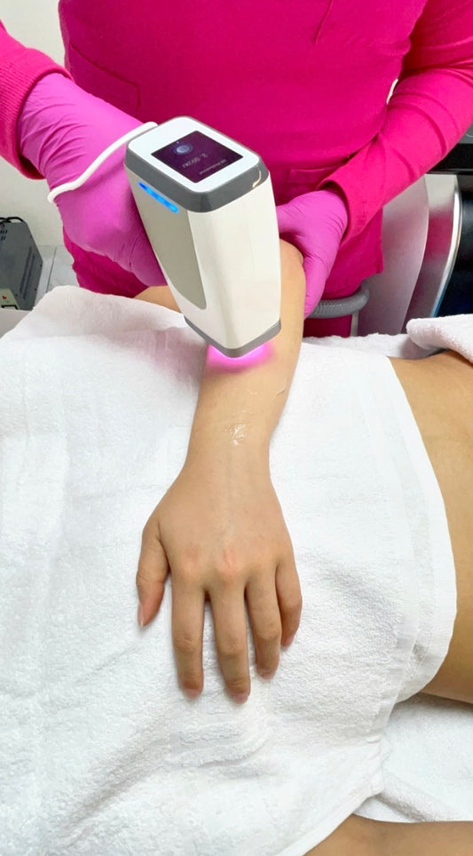 Depilación definitiva - láser DIODO / Medio brazo de 6 a 8 sesiones